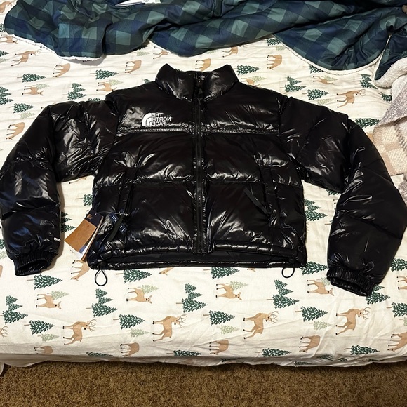 New North Face Nuptse Cropped Puffer Jacket - Picture 3 of 3